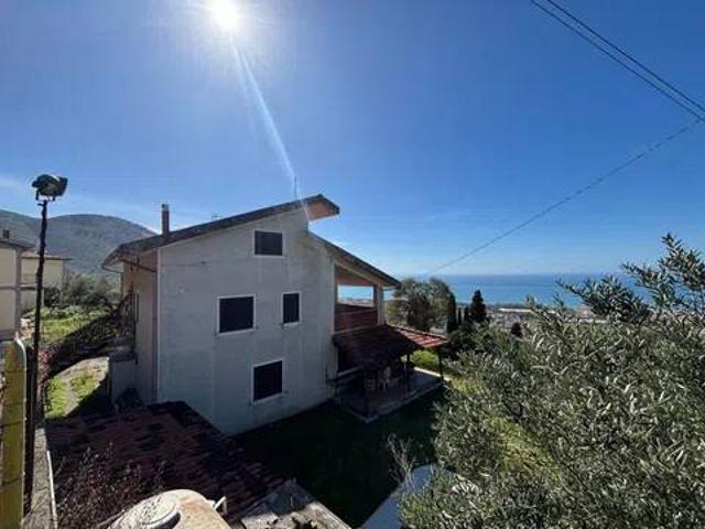 Villa Indipendente in vendita a Calabria, Cosenza