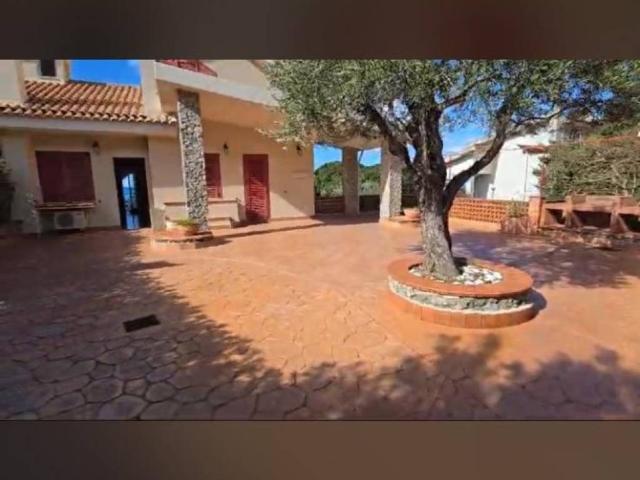 Villa Indipendente in vendita a Calabria, Cosenza