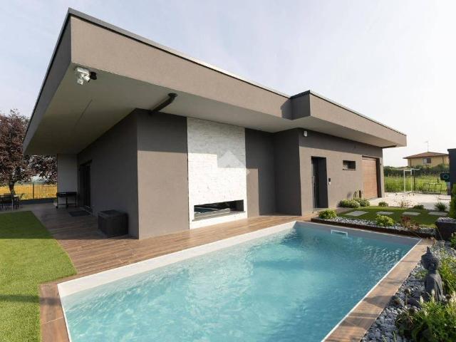 Villa Indipendente in vendita a Pralboino, Lombardia