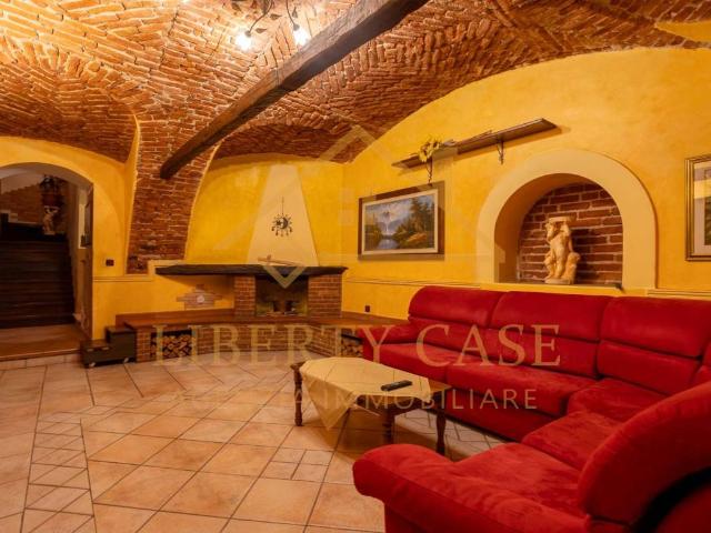 Villa Indipendente in vendita a Piemonte, Vercelli