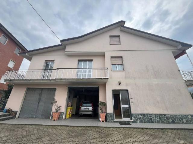 Villa Indipendente in vendita a Piemonte, Alessandria