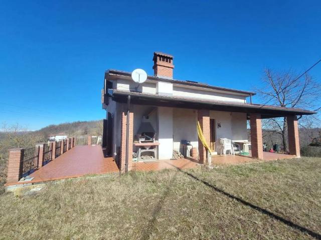 Villa Indipendente in vendita a Piemonte, Alessandria