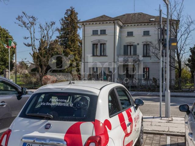 Villa Indipendente in vendita a Prata Di Pordenone, Friuli-Venezia Giulia