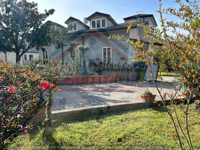 Villa Indipendente in vendita a Cittaducale, Rieti