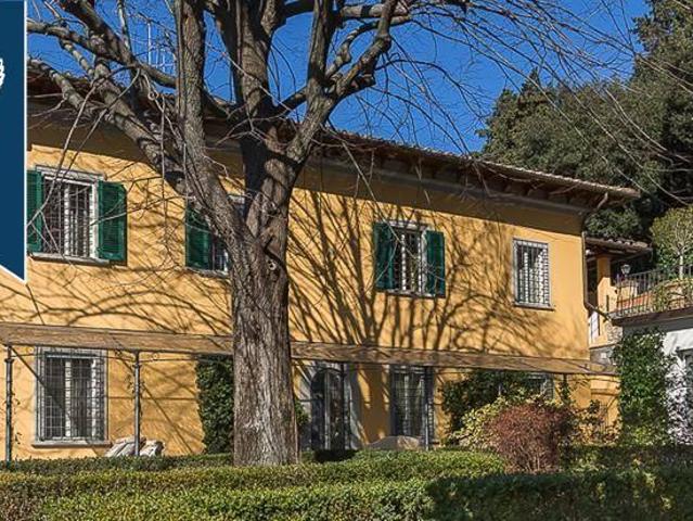 Villa Indipendente in vendita a Sant'Anna, Prato