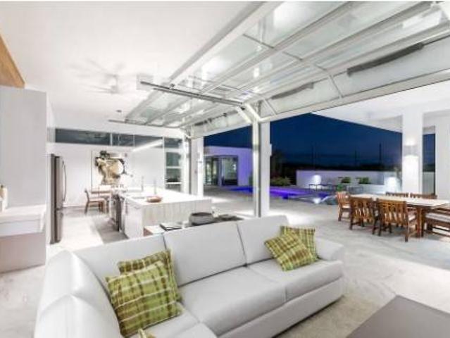 Villa Indipendente in vendita a Vergaio, Prato