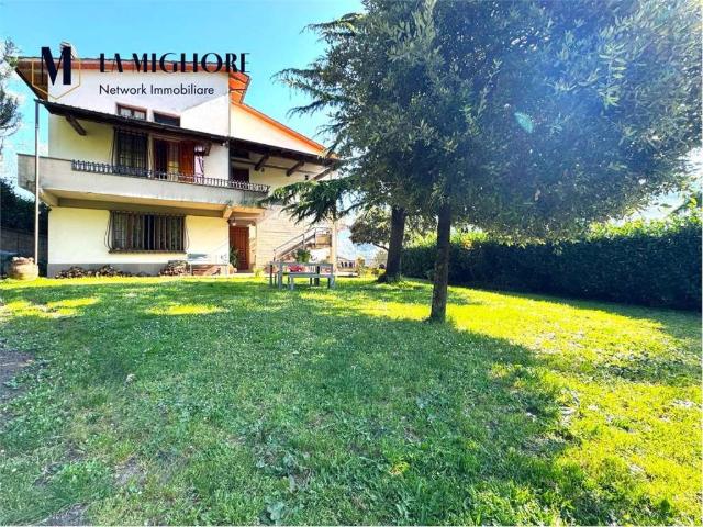 Villa Indipendente in vendita a Prato, La Tignamica