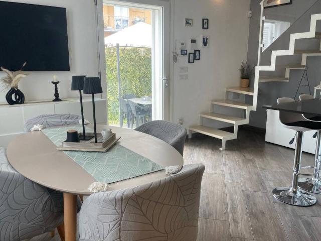 Villa Indipendente in vendita a Grignano, Prato