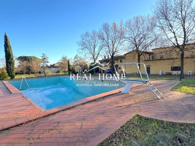 Villa Indipendente in vendita a Casale, Prato