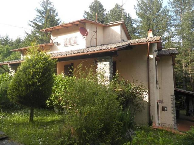 Villa Indipendente in vendita a Pratovecchio Stia, Pratovecchio