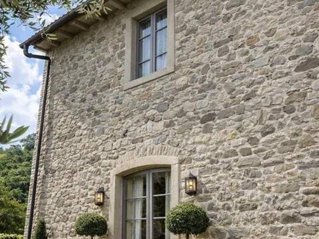Villa Indipendente in vendita a Pratovecchio Stia, Stia