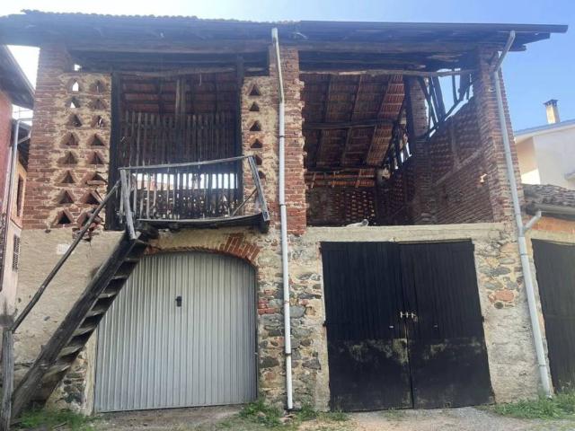 Villa Indipendente in vendita a Piemonte, Biella