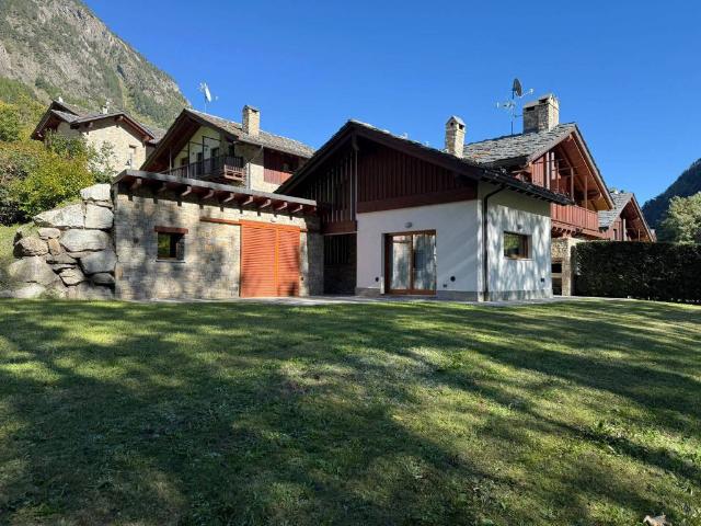 Villa Indipendente in vendita a Pré-Saint-Didier, Champex