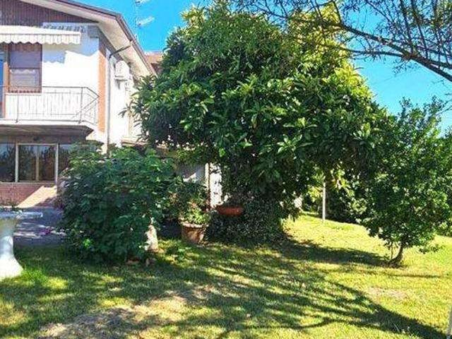 Villa Indipendente in vendita a Predappio, Forlì-Cesena