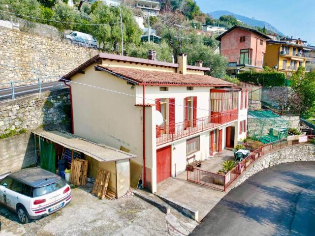 Villa Indipendente in vendita a Predore, Lombardia