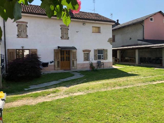 Villa Indipendente in vendita a Piemonte, Alessandria