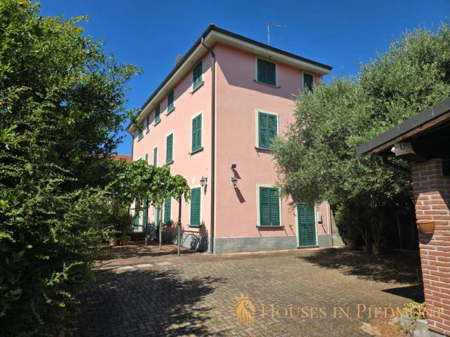 Villa Indipendente in vendita a Piemonte, Alessandria