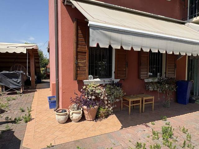 Villa Indipendente in vendita a Preganziol, Veneto