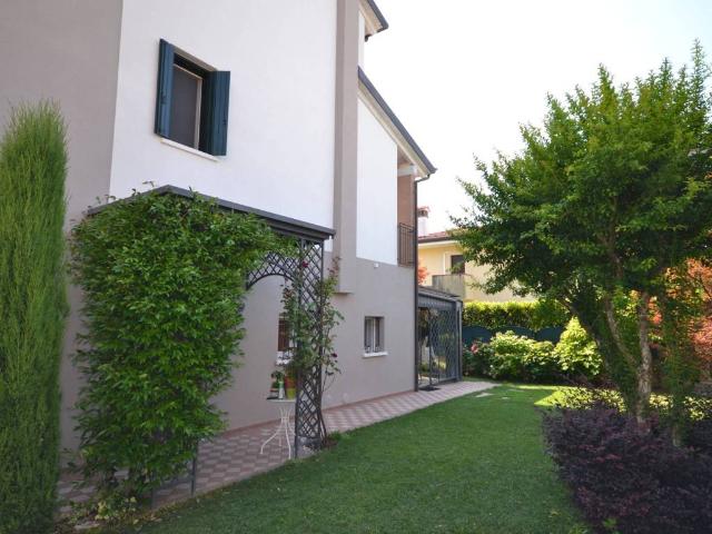 Villa Indipendente in vendita a Preganziol, Veneto