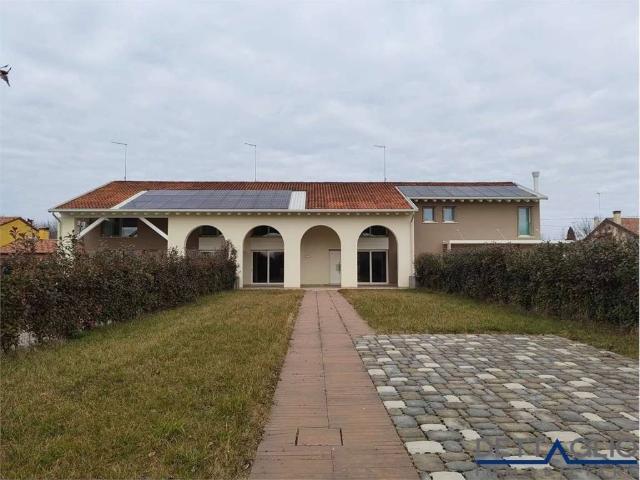 Villa Indipendente in vendita a Preganziol, Veneto