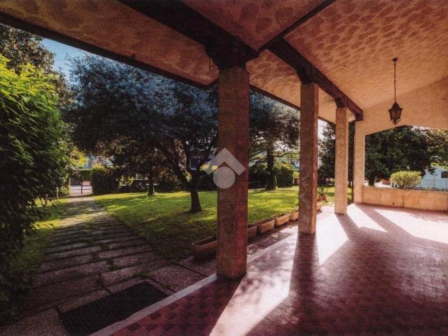 Villa Indipendente in vendita a Mogliano Veneto, Veneto