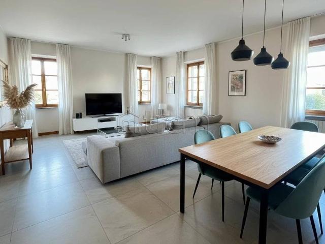 Villa Indipendente in vendita a Pregnana Milanese, Lombardia