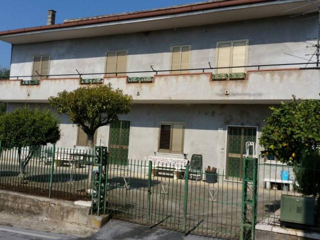 Villa Indipendente in vendita a Presenzano, Campania