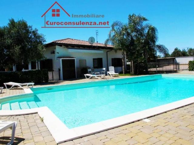 Villa Indipendente in vendita a Puglia, Lecce