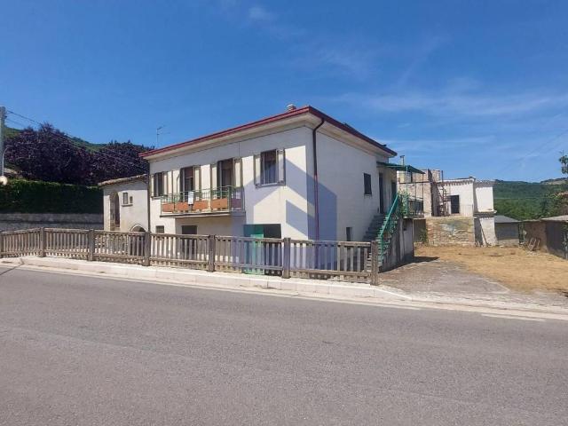 Villa Indipendente in vendita a Pretoro, Abruzzo