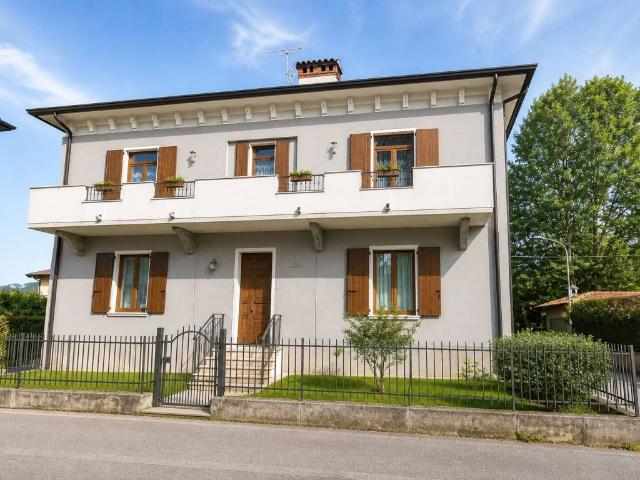 Villa Indipendente in vendita a Prevalle, Lombardia