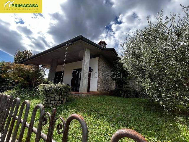 Villa Indipendente in vendita a Prevalle, Lombardia