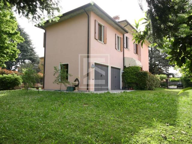 Villa Indipendente in vendita a Prevalle, Lombardia