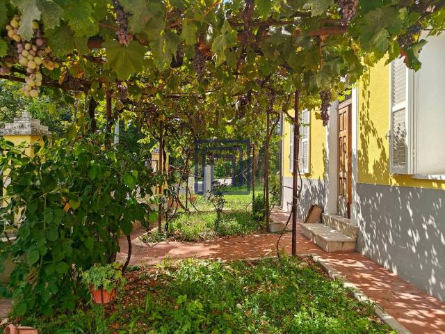 Villa Indipendente in vendita a Prezza, Abruzzo