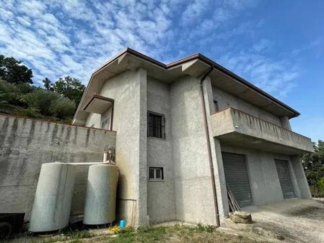 Villa Indipendente in vendita a Prignano Cilento, Campania