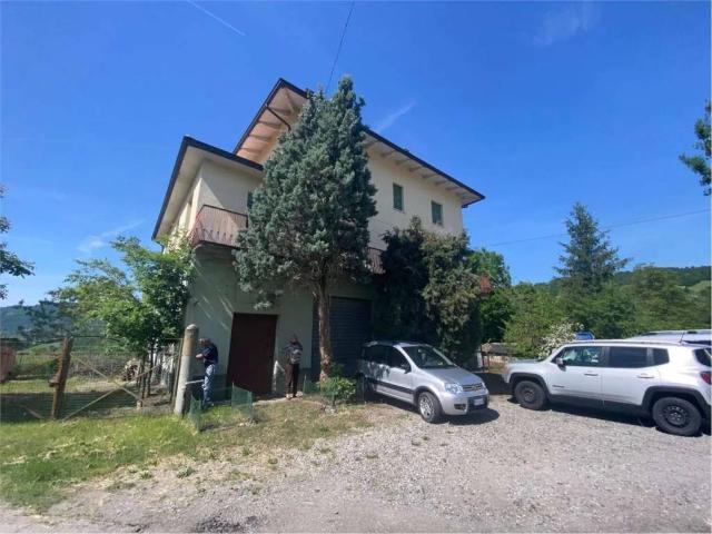 Villa Indipendente in vendita a Unione dei comuni del Distretto Ceramico, Prignano Sulla Secchia