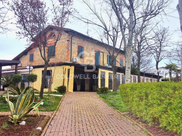 Villa Indipendente in vendita a Unione dei comuni del Distretto Ceramico, Prignano Sulla Secchia