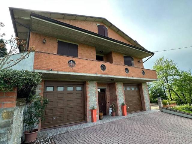 Villa Indipendente in vendita a Unione dei comuni del Distretto Ceramico, Prignano Sulla Secchia