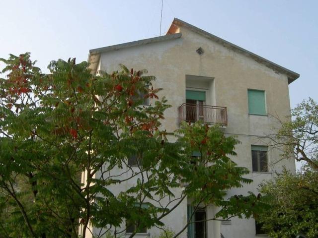 Villa Indipendente in vendita a Unione dei comuni del Distretto Ceramico, Prignano Sulla Secchia