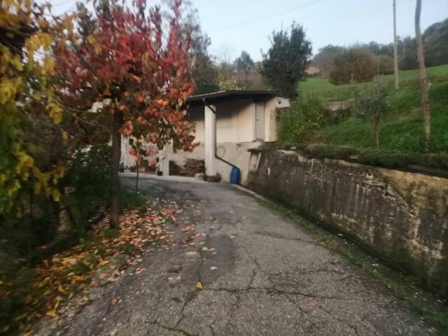 Villa Indipendente in vendita a Unione dei comuni del Distretto Ceramico, Prignano Sulla Secchia