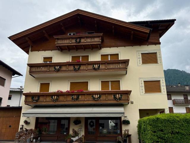 Villa Indipendente in vendita a Comunità di Primiero, Siror