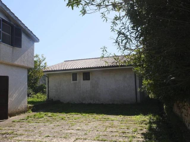 Villa Indipendente in vendita a Priverno, Lazio