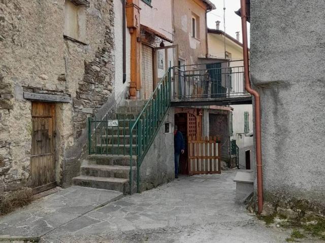 Villa Indipendente in vendita a Propata, Liguria