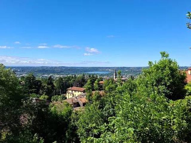 Villa Indipendente in vendita a Proserpio, Como