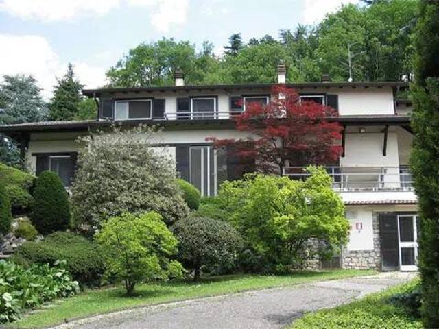Villa Indipendente in vendita a Proserpio, Lombardia