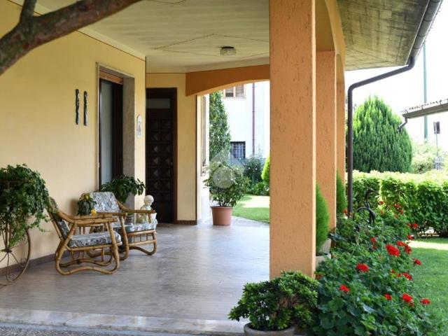 Villa Indipendente in vendita a Provaglio D'iseo, Lombardia