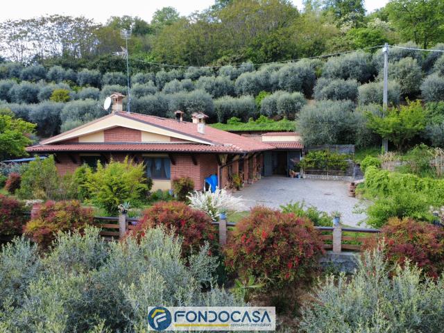 Villa Indipendente in vendita a Provaglio D'iseo, Lombardia