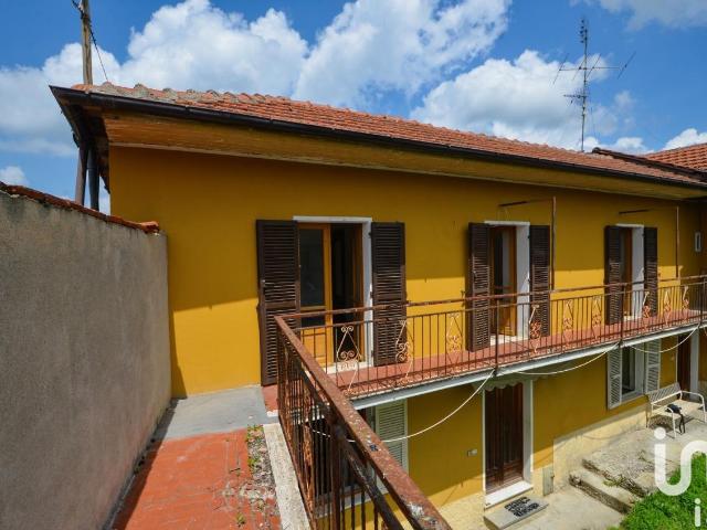 Villa Indipendente in vendita a Borgo Carro, Piemonte