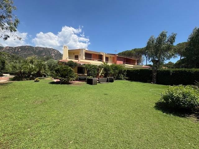 Villa Indipendente in vendita a Pula, Sardigna/Sardegna