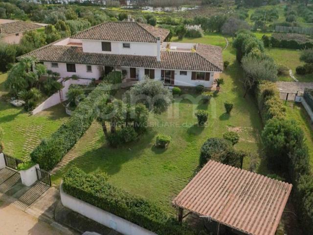 Villa Indipendente in vendita a Pula, Sardigna/Sardegna