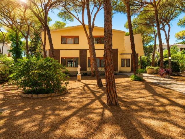 Villa Indipendente in vendita a Comunione La Perla Marina, Pula